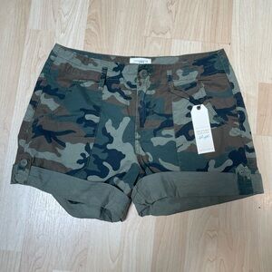 NWT Sanctuary Camoflauge Shorts